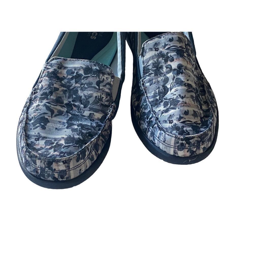 Crocs Slip Ons Floral Womens White Pink Blue US 11 Casual Comfy Walking Shoes - Picture 4 of 12